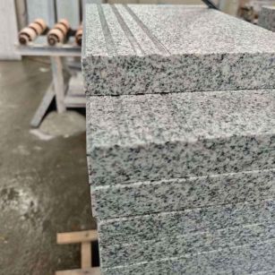 鹤岗芝麻白楼梯踏步