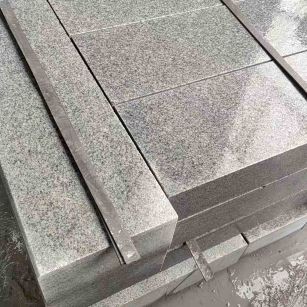 鹤岗芝麻灰 芝麻白 路牙石 路侧石 马路牙子