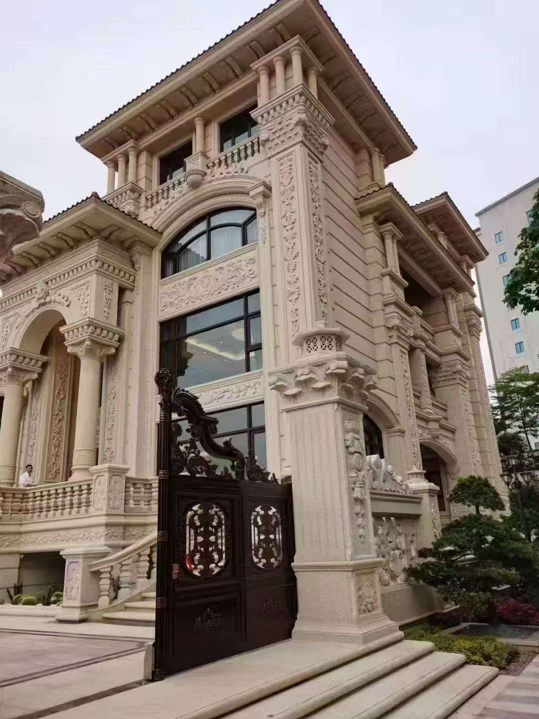 鹤岗黄金麻别墅外墙异形定制