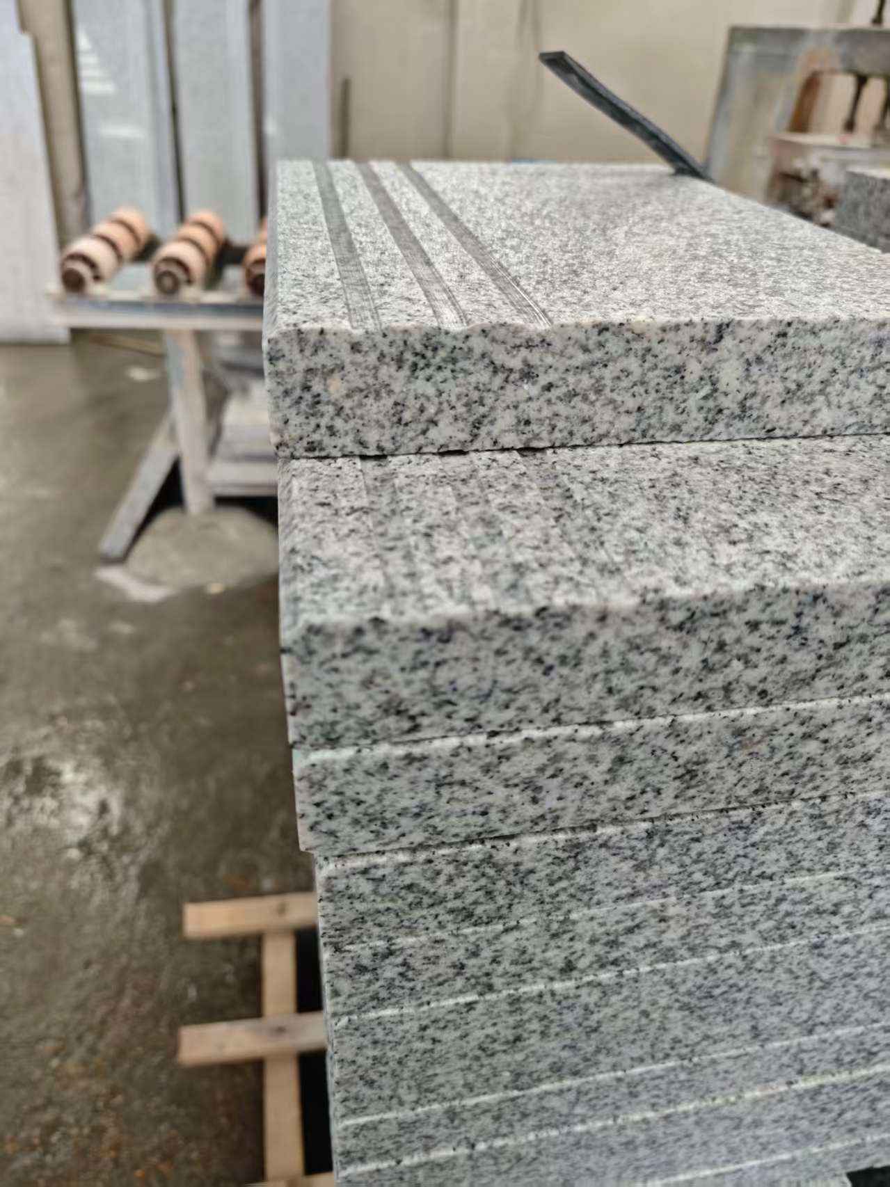 鹤岗芝麻白楼梯踏步