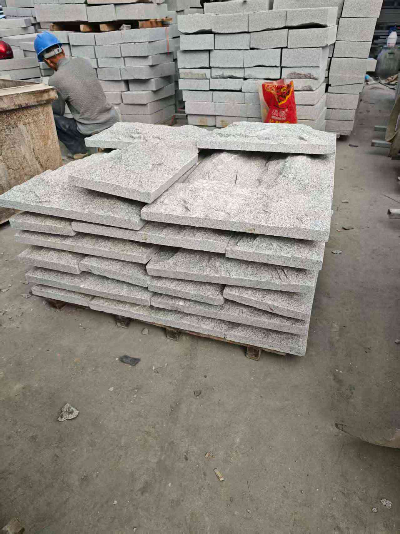 鹤岗芝麻白蘑菇石，自然面