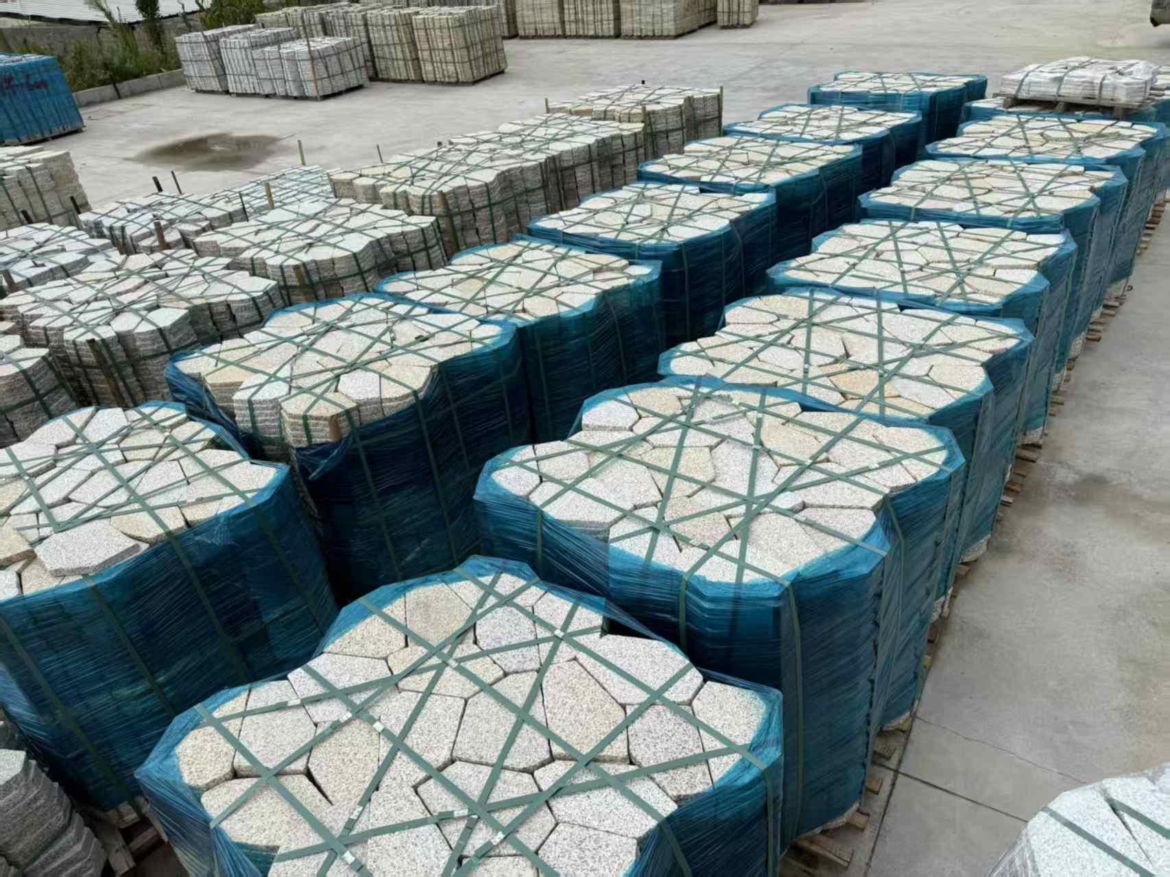 鹤岗黄金麻冰裂纹 碎拼